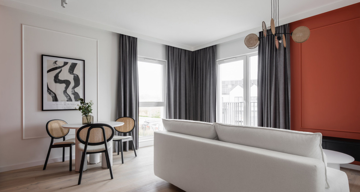 Wysokość mieszkania w bloku – jakie standardy obowiązują w nowym i starym budownictwie?